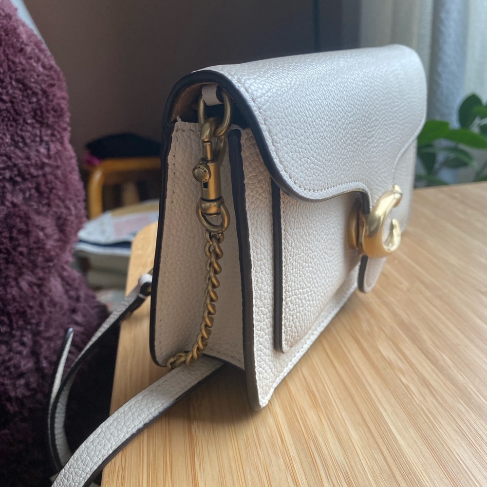 Coach Tabby Chain Clutch in Chalk - Picture 3 of 8